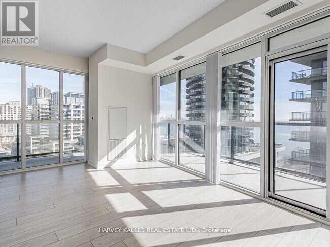 Building Photo - 38 Annie Craig Dr