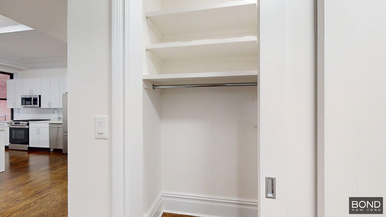 Foto del edificio - 401 E 88th St