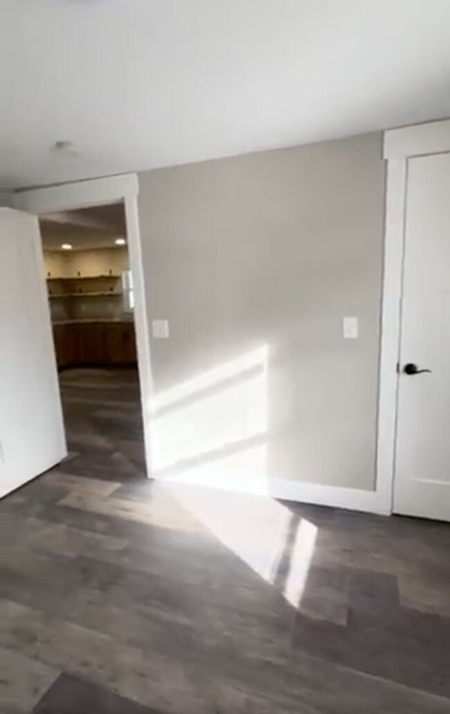 Foto del edificio - PRICE DROP!!!!!   IT'S A STUNNER! 1br/1ba House w/Washer and Dryer Hookups!