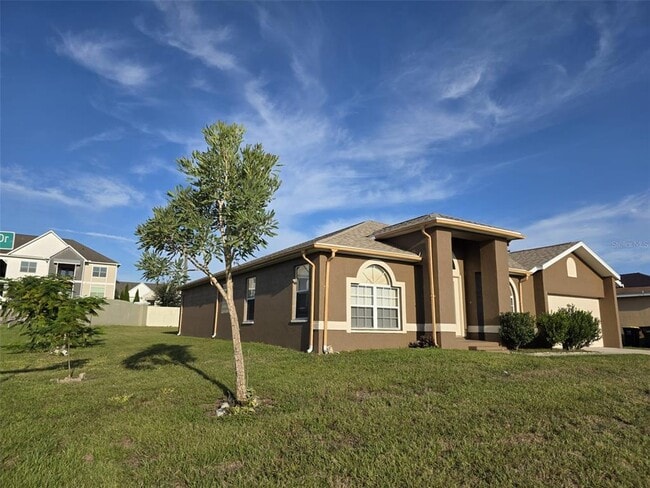 Building Photo - 4532 Great Blue Heron Dr