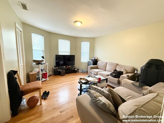 Foto del edificio - 3977 Washington St