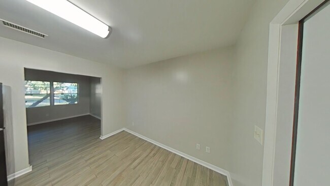 Foto del edificio - NE 16th Ave 1644-1648