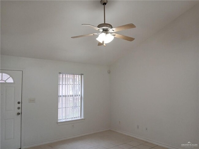 Foto del edificio - 9 Bahamas Dr