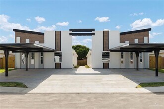 Building Photo - 701 N Emerald Ave