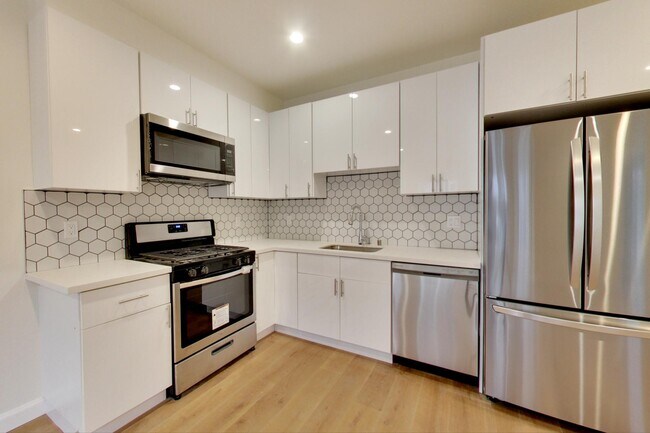 Building Photo - 1260 Vallejo St