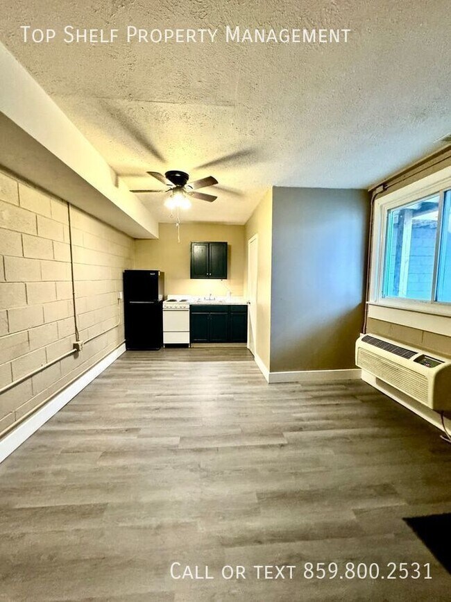 Building Photo - Studio with ALL UTILITIES INCLUDED! Weekly...