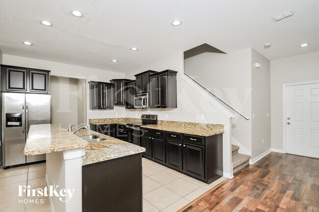 Foto del edificio - 10523 White Peacock Pl