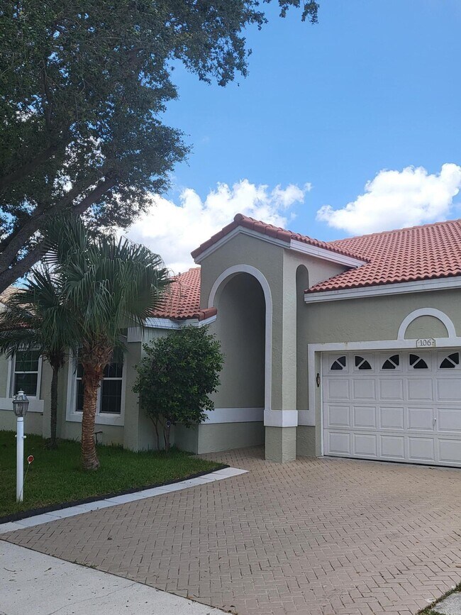 Building Photo - 106 Siena Oaks Cir W