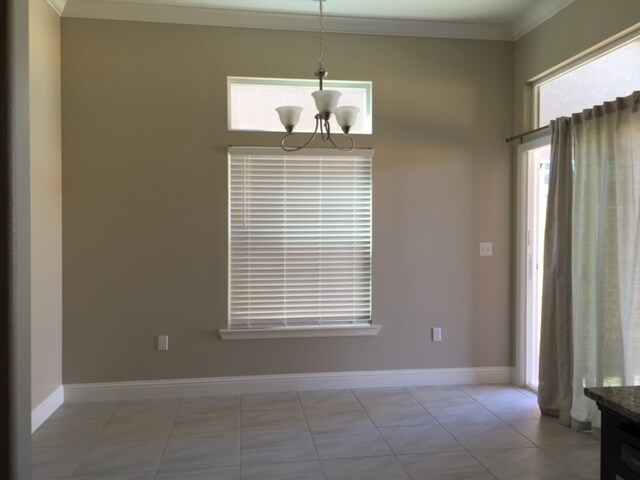 Comedor - 4379 Sibley Pl
