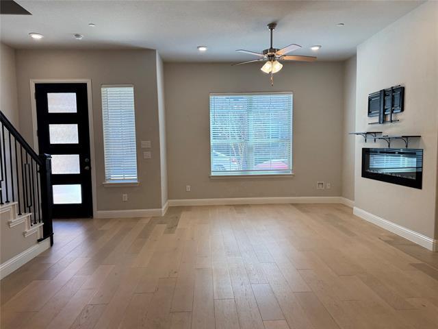 Foto del edificio - 4425 Benton Ln