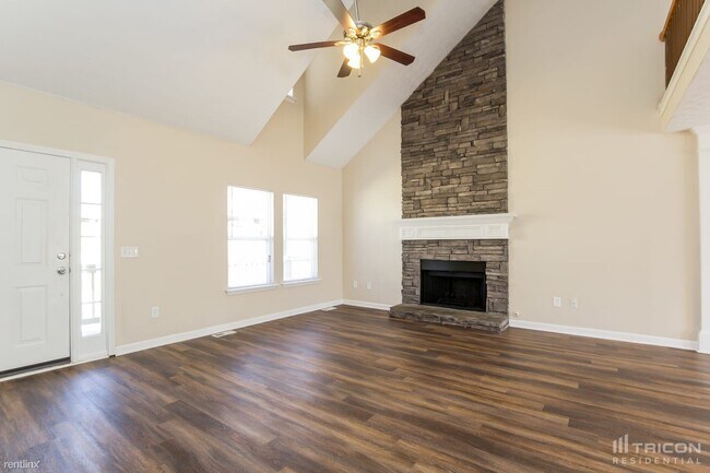 Building Photo - 158 Starlyn Dr