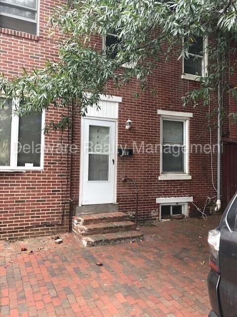 Primary Photo - Nice 2 bedroom City rowhome