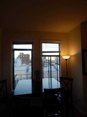 Building Photo - 14 Isis St