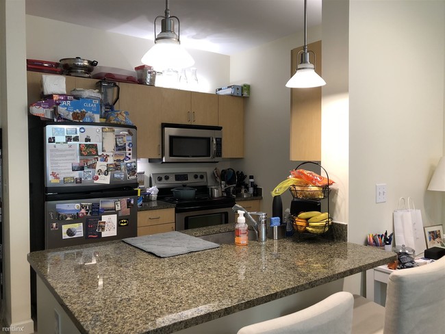 Building Photo - 1 br, 1 bath  - 2 Banks Pl # 2129