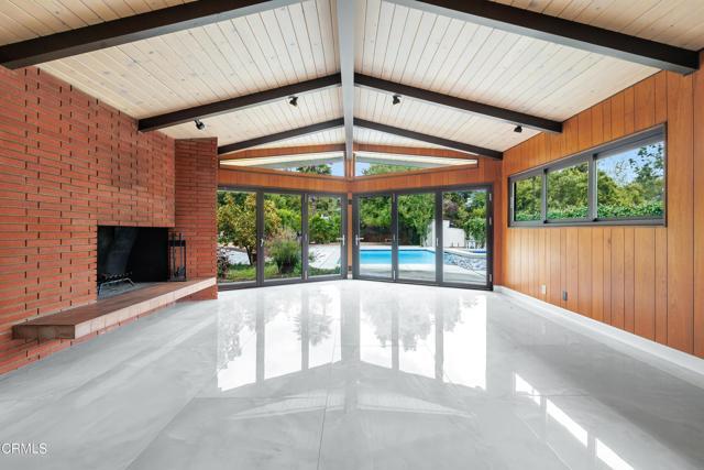 Foto del edificio - 1201 Linda Ridge Ln