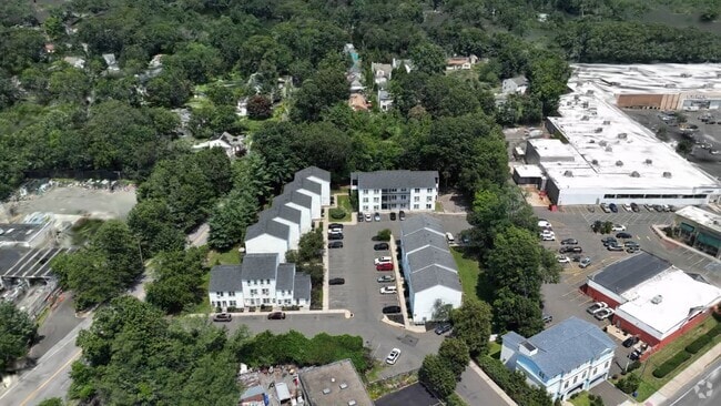  - Oak Knoll