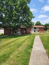 Building Photo - Huntley Ridge East at Forest Hill