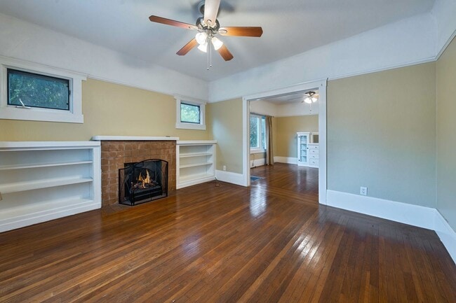Foto del edificio - Charming Midtown 1-Bedroom Apartment with ...