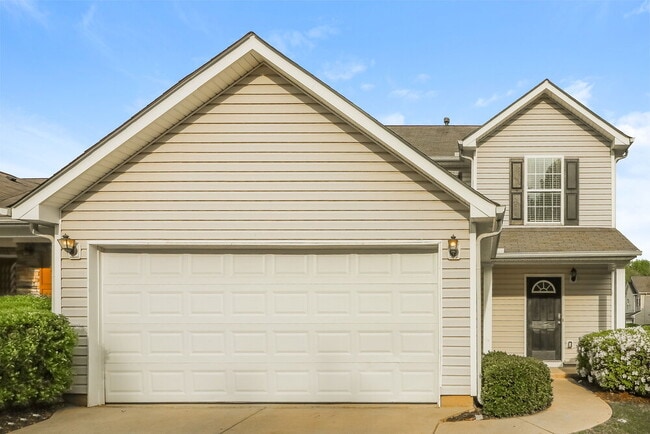 Building Photo - 320 Arrowhead Dr