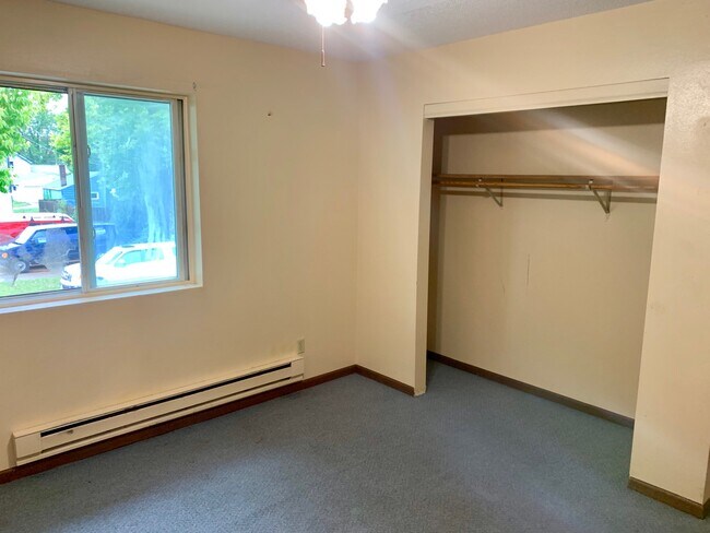 Foto del edificio - 1411 Caledonia St