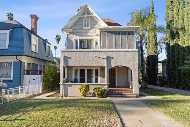 Primary Photo - 120 W Olive Ave