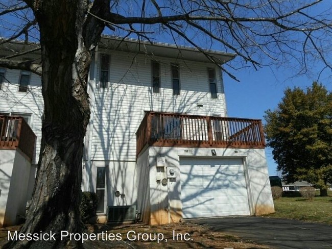 Foto del edificio - 3 br, 3.5 bath House - 2622 Tantelon Place