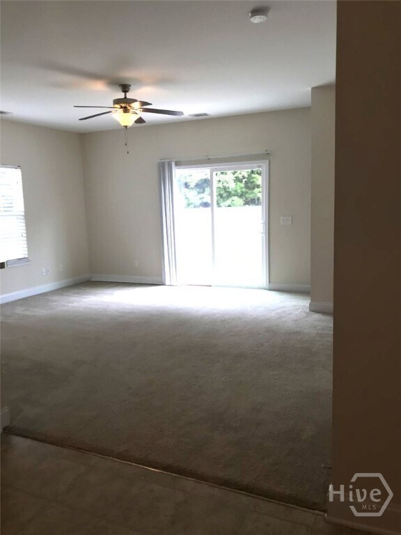 Building Photo - 210 Canyon Oak Loop