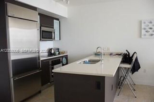 Photo - 55 SE 6th St cu-3906W Apartment