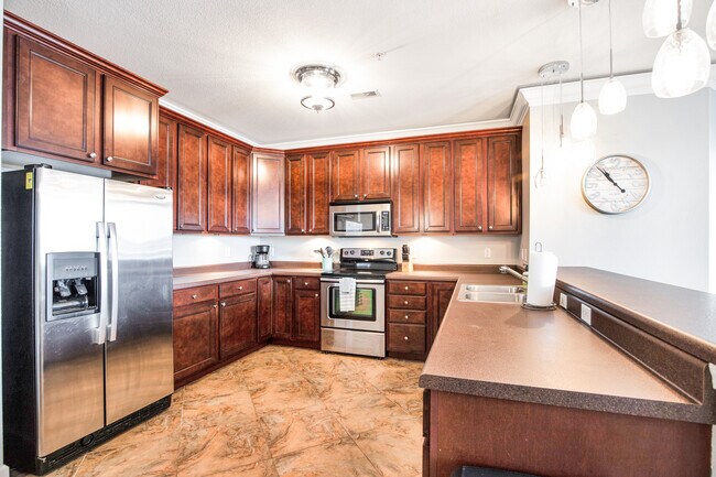 Foto del edificio - 1225 Lands End Pky