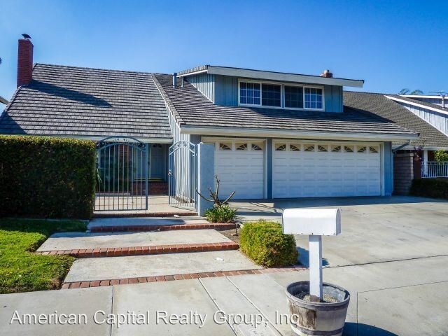 Foto principal - 19681 Sacramento Ln
