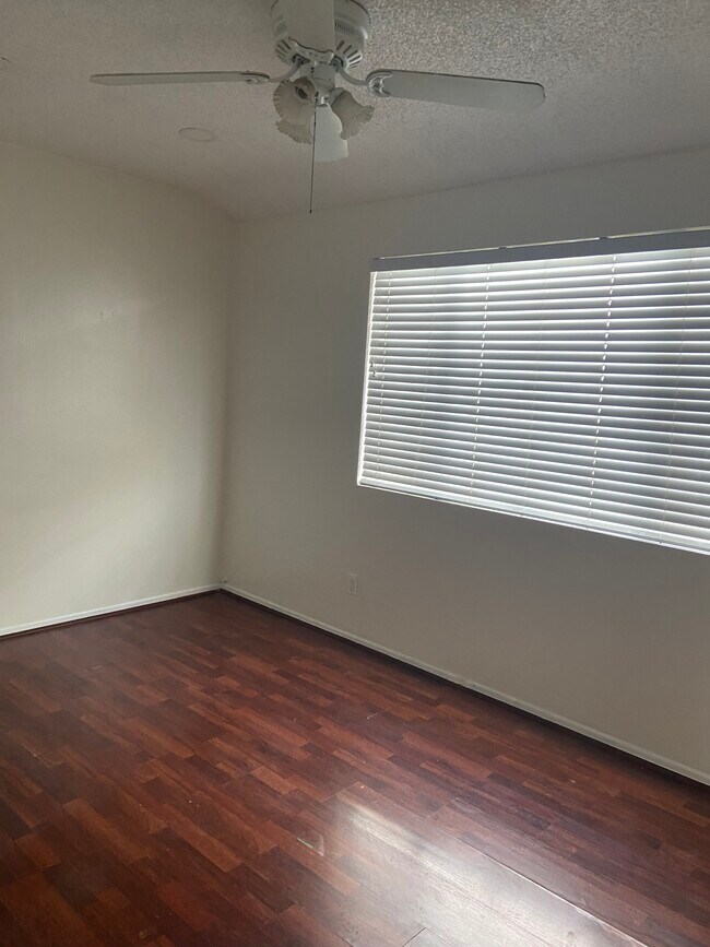 Foto del edificio - 18103 Arline Ave
