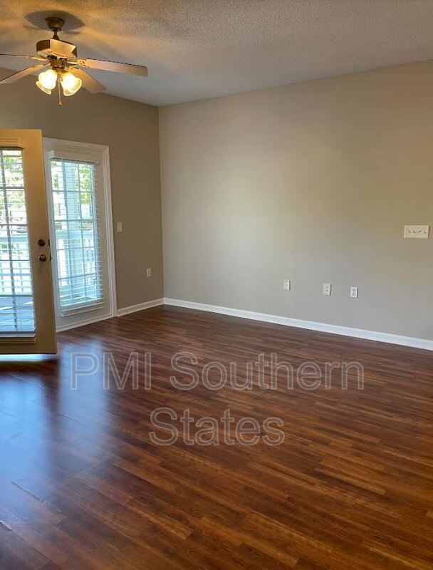 Building Photo - 522 McKenna Cir