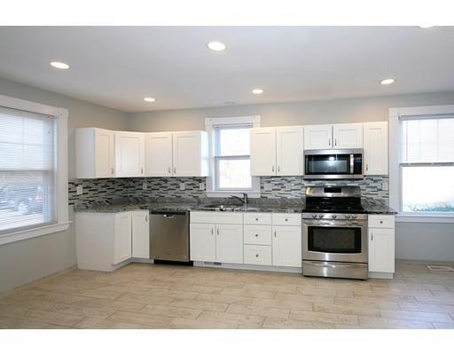 Building Photo - 3 bedroom in Beverly MA 01915