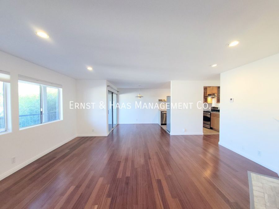 Foto principal - Stunning Downtown Long Beach Condo Across ...