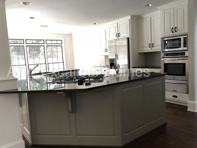 Building Photo - 100 Shadow Creek Chase, Alpharetta, GA, 30022