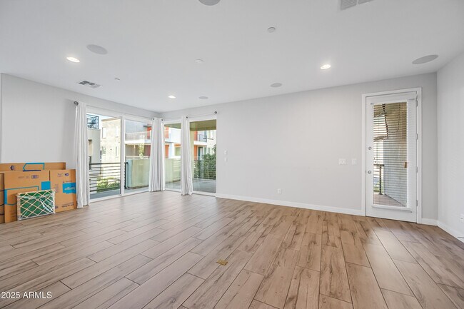 Foto del edificio - 1250 Abbey Ln