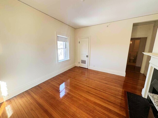 Foto del edificio - 49 Beacon St