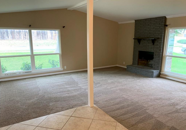 Building Photo - 3 br, 2 bath House - 518 Shin Oak Dr.