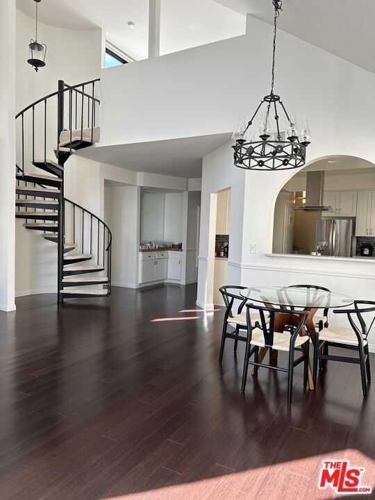 Foto del edificio - 1745 S Bentley Ave