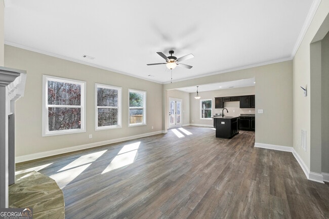 Building Photo - 280 Mulberry Dr