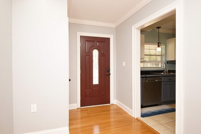 Foto del edificio - Central Niceville Location