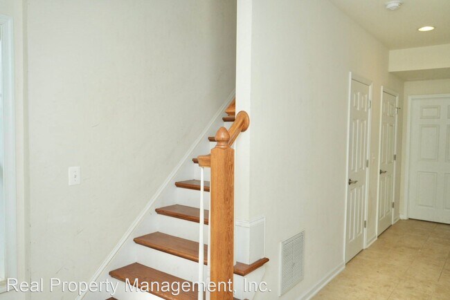 Building Photo - 3 br, 2.5 bath House - 2285 Whittington Dr.