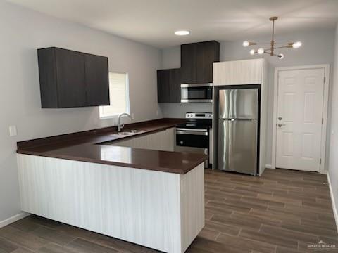 Building Photo - 7 Frio Ave