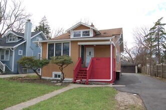 Building Photo - 430 S Monterey Ave