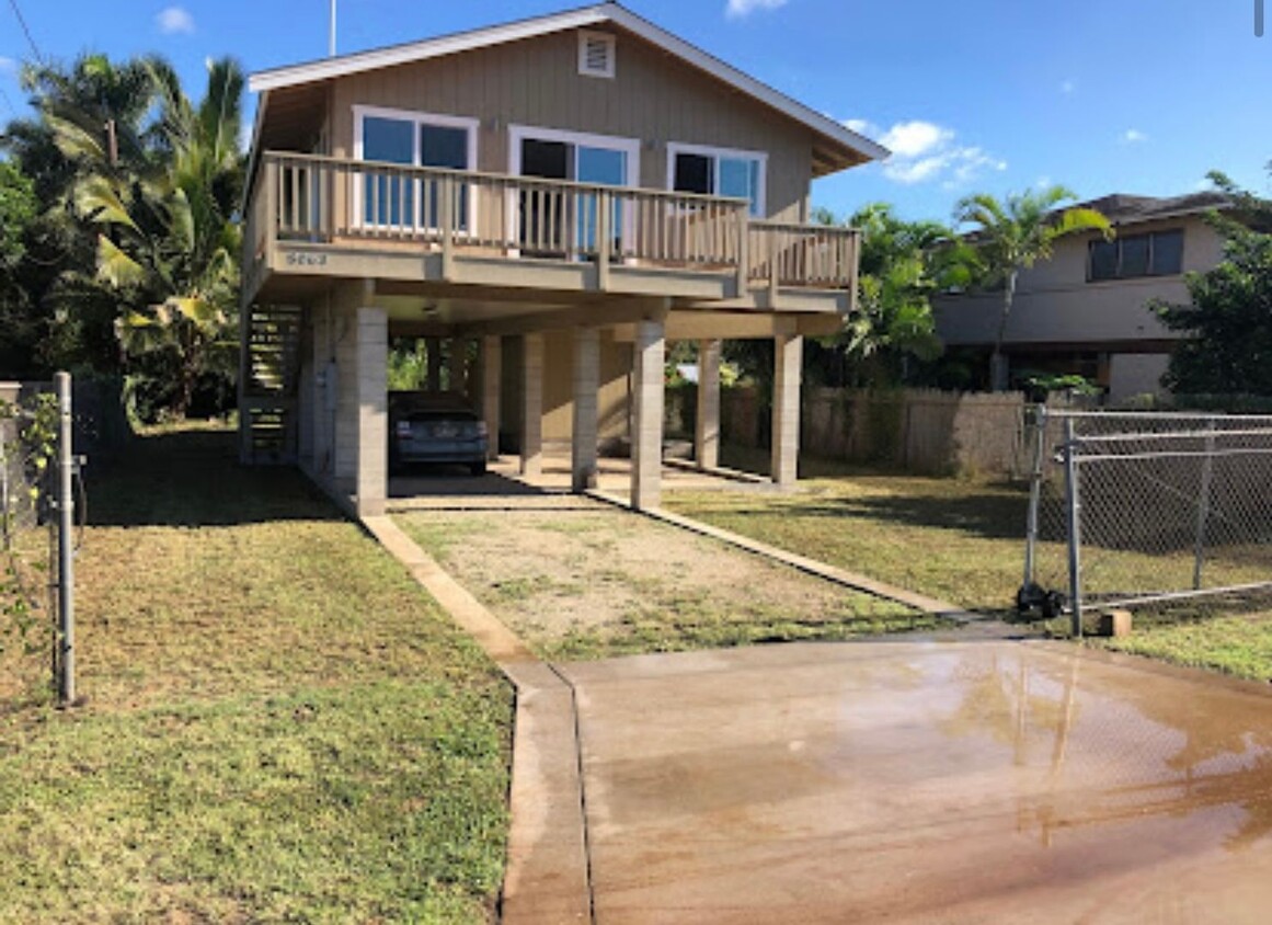 Primary Photo - Two story, 2 bed 1.5bath SFH