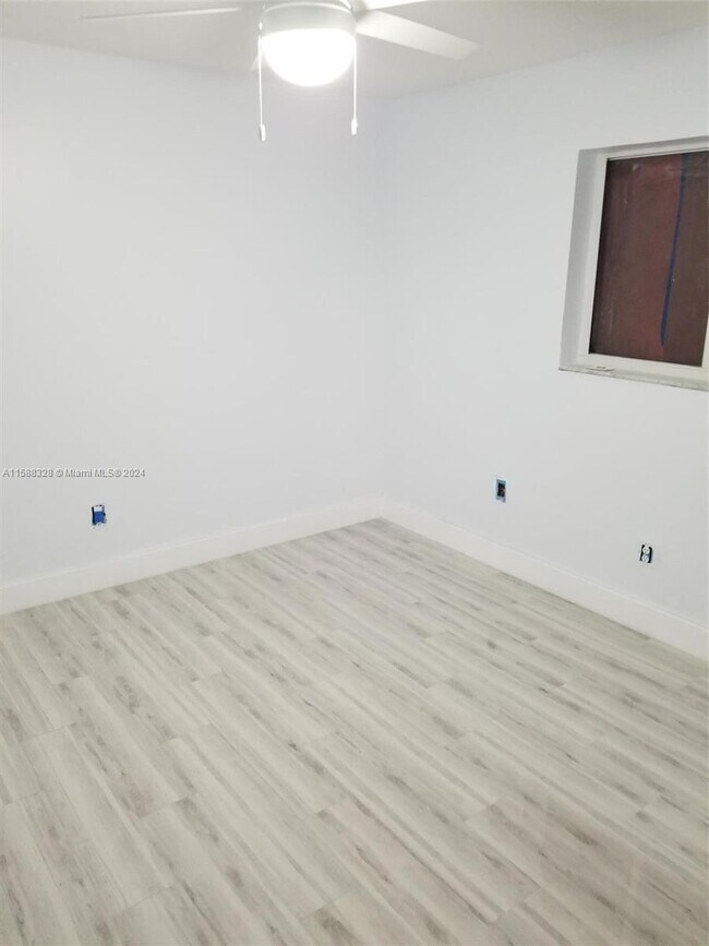 Building Photo - 9710 SW 29th St