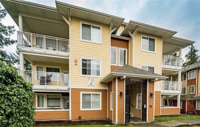 Entrada del edificio - 503 225th Ln NE