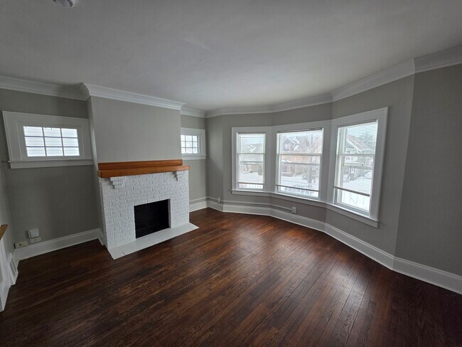 1648 Sala de estar 2 - 1646 Waterbury Rd
