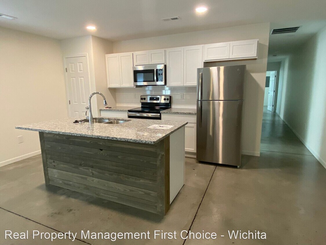 Foto principal - 4 br, 2 bath House - 1805 N Madison