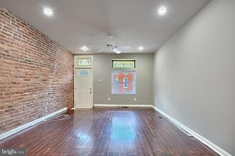 Building Photo - 1108 Baylis St Building Photo - 1108 Baylis St